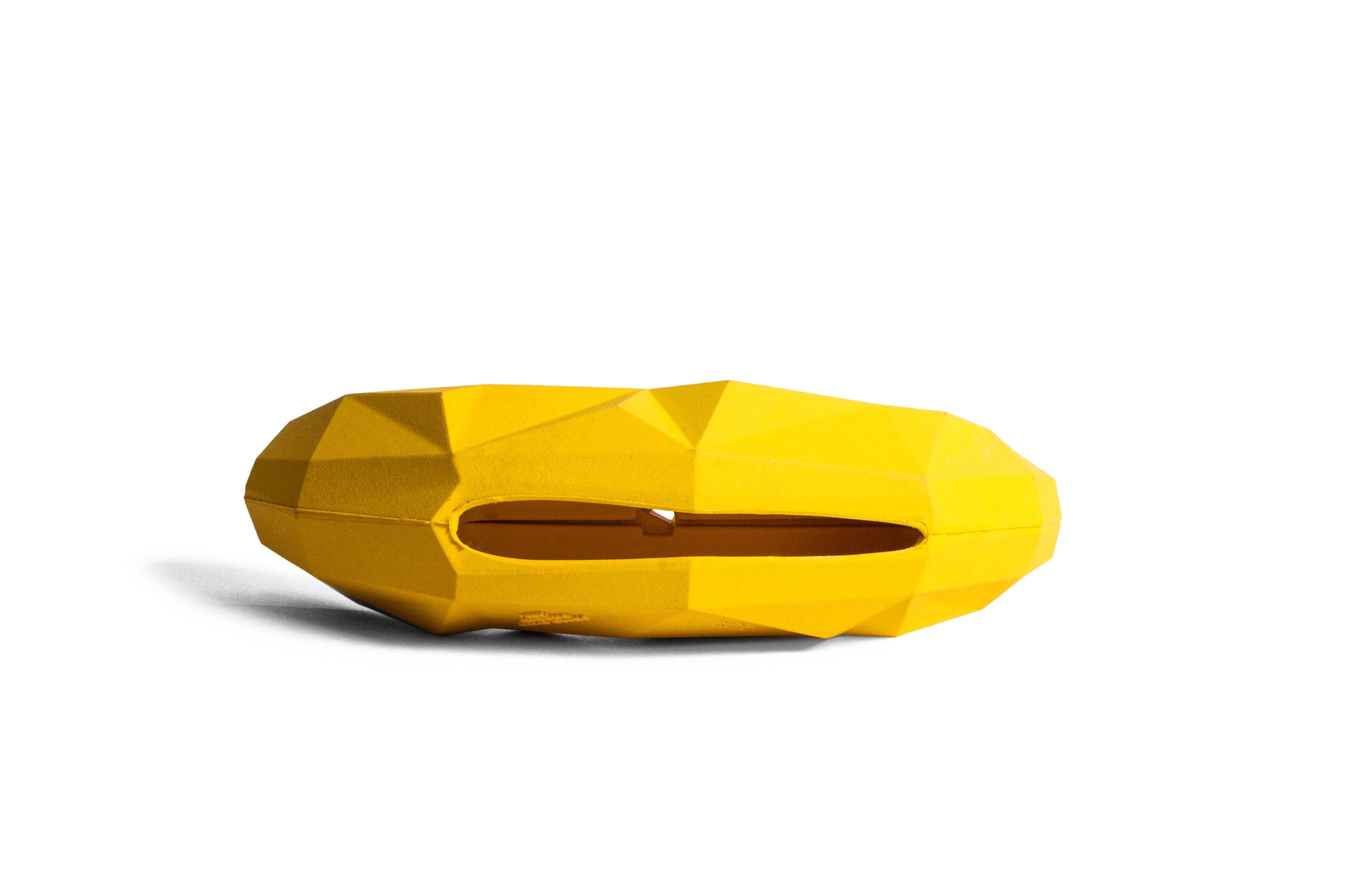 Zee.Dog – Super Banana – Interactive Treat-Dispensing Dog Toy