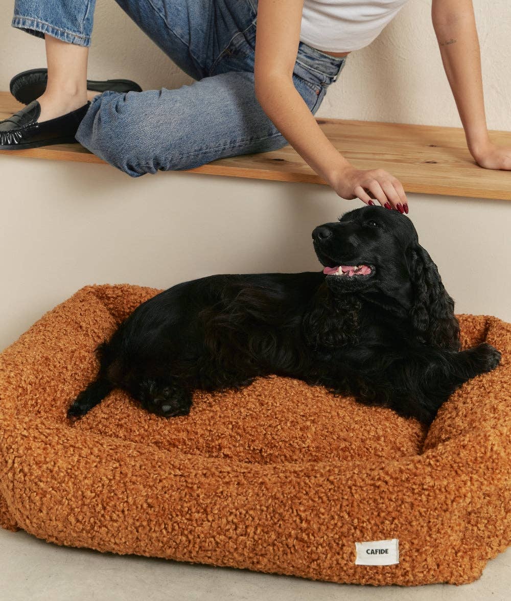 Cafide – Snozy Mustard Sheep – Recycled Foam Fill Dog Bed