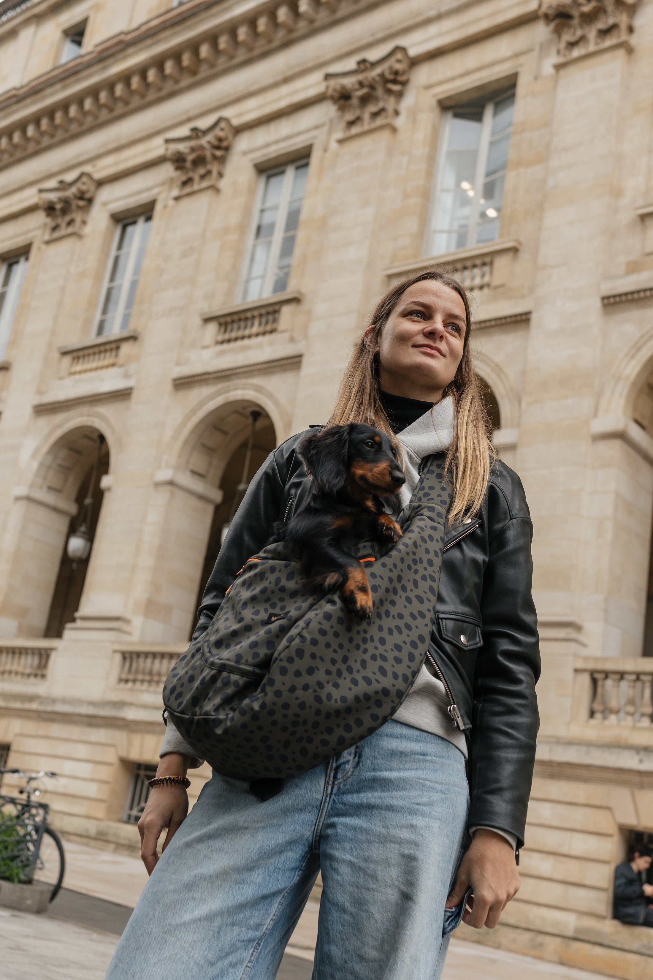 Moof - Loop Dog Carrier - Tie & Die