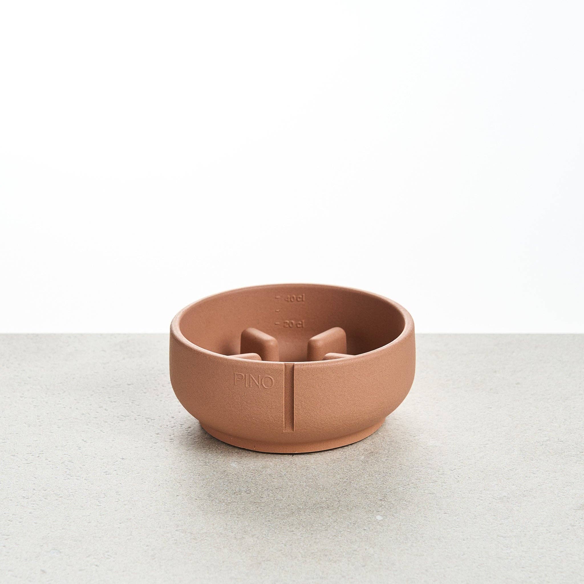 Pino – Slow Feeder Bowl – Ultra-durable Sandstone & Hypoallergenic