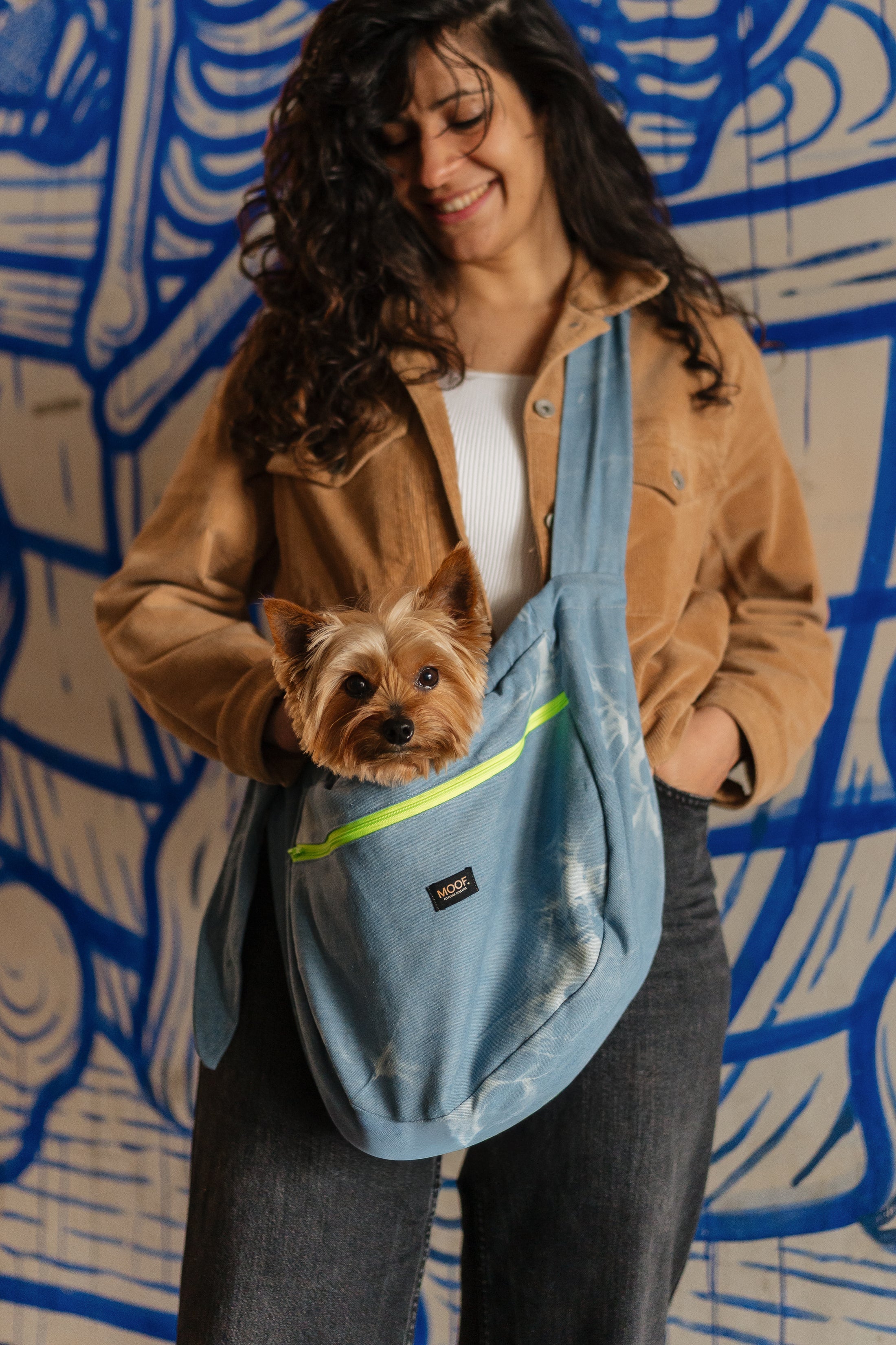 Moof - Loop Dog Carrier - Tie & Die