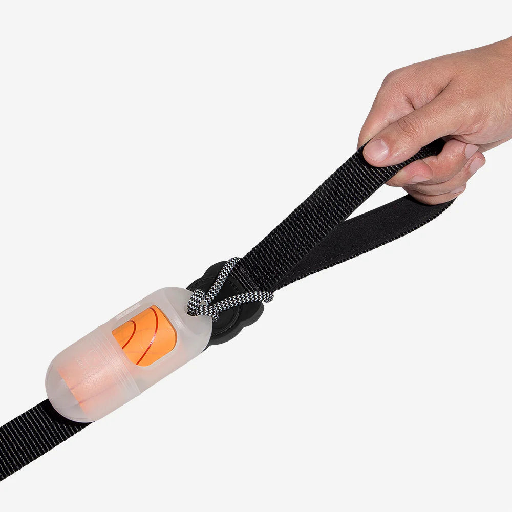 Zee.Dog – Poop Bag Dispenser with Compostable Bags